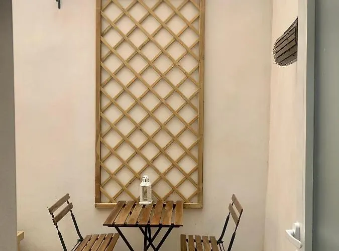 Casa Via De La Plata * Caces